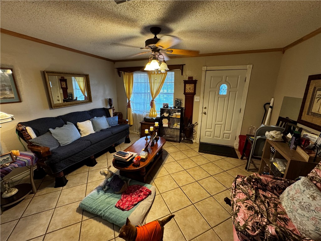 511 N Dr E E Dunlap St Property Photo 2