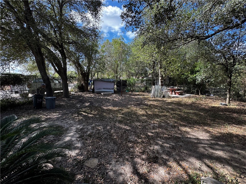 511 N Dr E E Dunlap St Property Photo 12