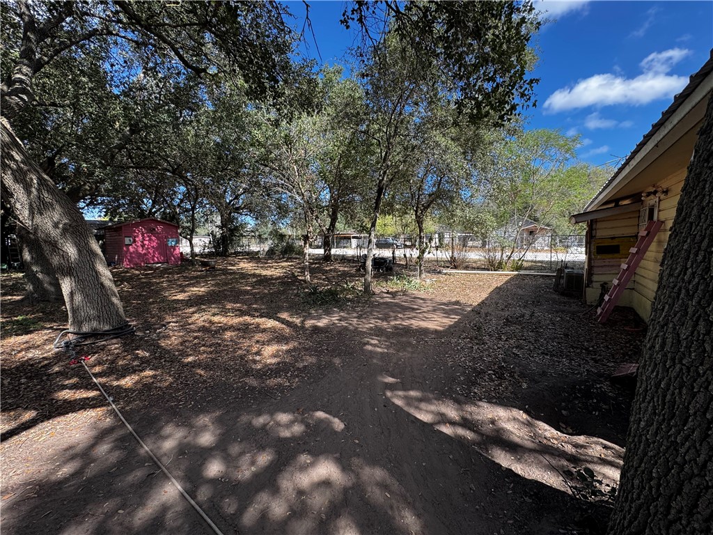 511 N Dr E E Dunlap St Property Photo 13