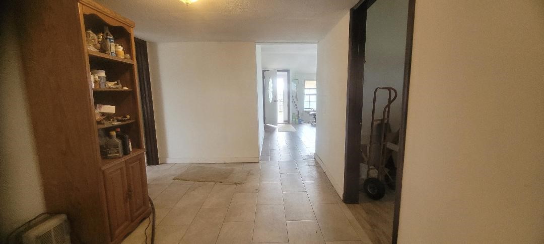 801 S Ann St Property Photo 7