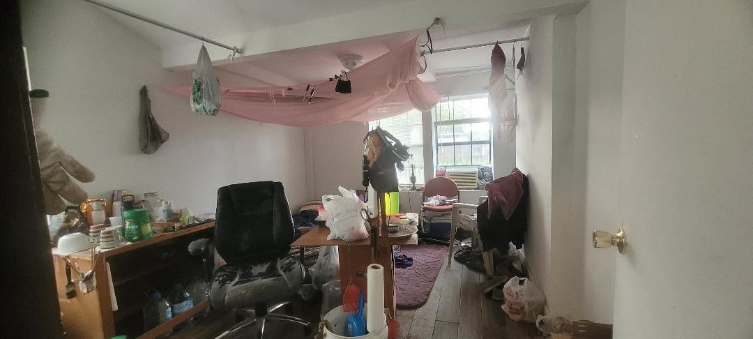 801 S Ann St Property Photo 9