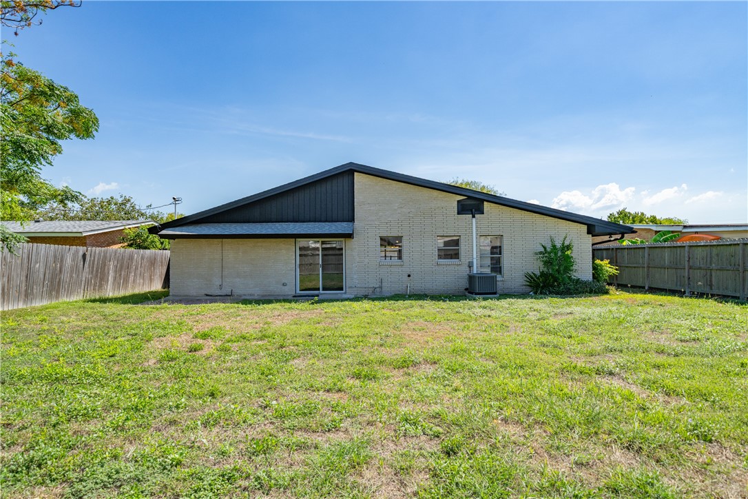 713 Drexel Dr Property Photo 29