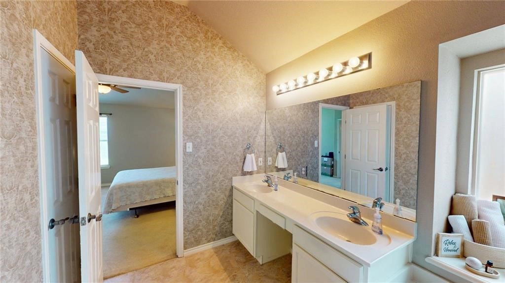 5925 Bishops Mill Dr Property Photo 11