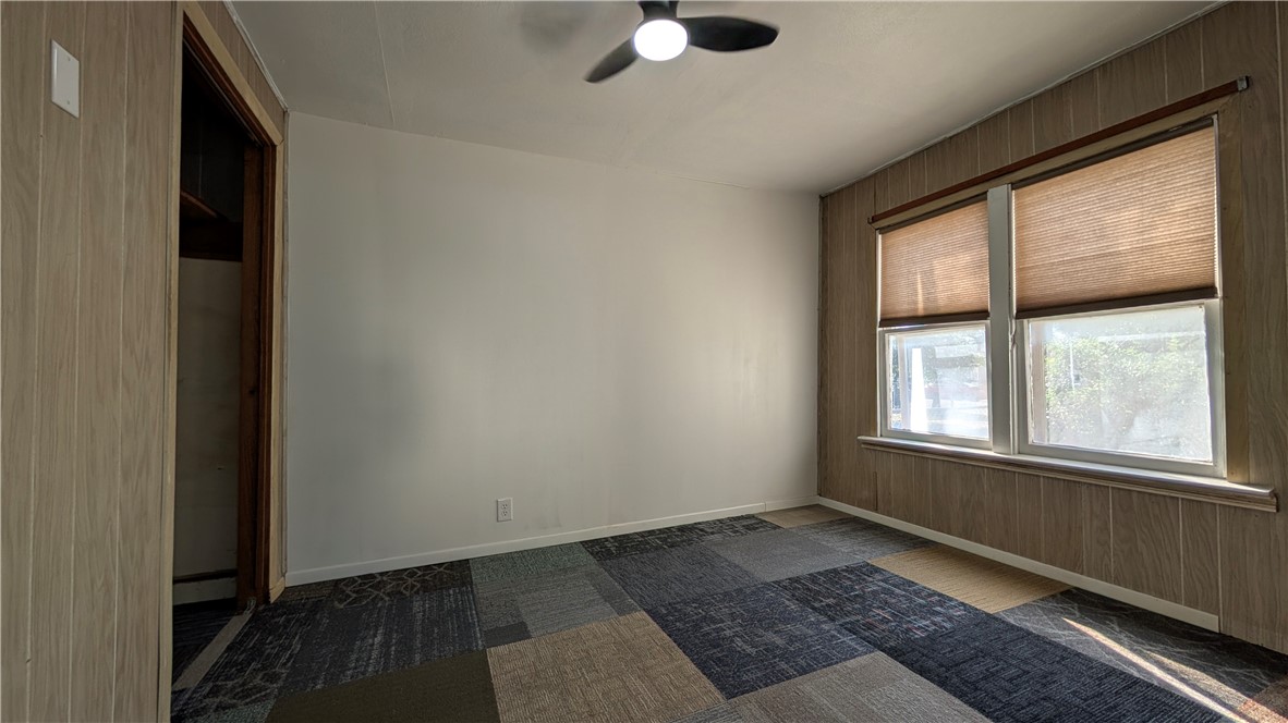 916 E Henrietta Ave Property Photo 12