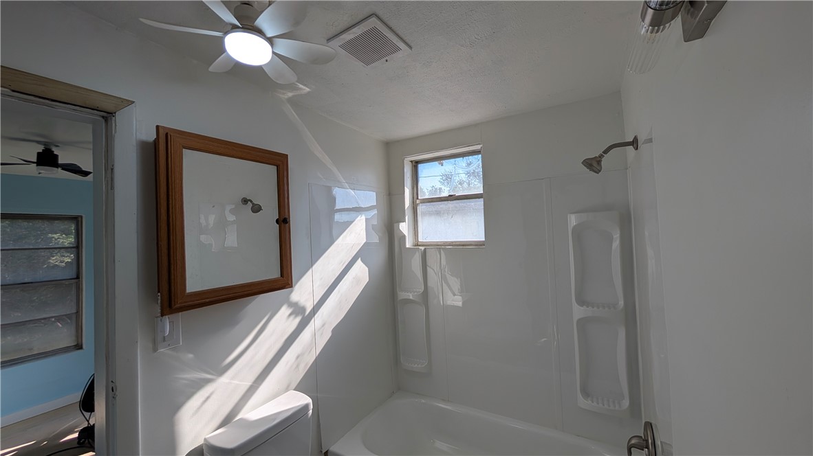 916 E Henrietta Ave Property Photo 20