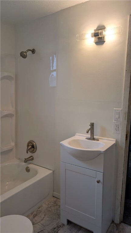 916 E Henrietta Ave Property Photo 21