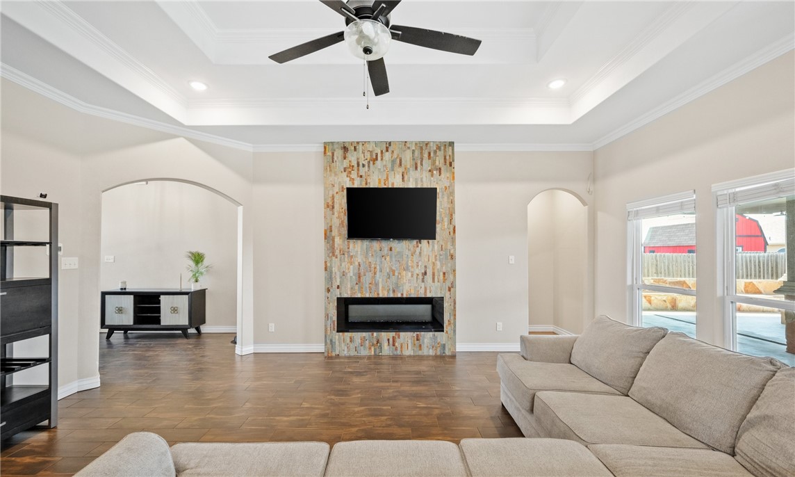 9505 Royal Oak Dr Property Photo 5