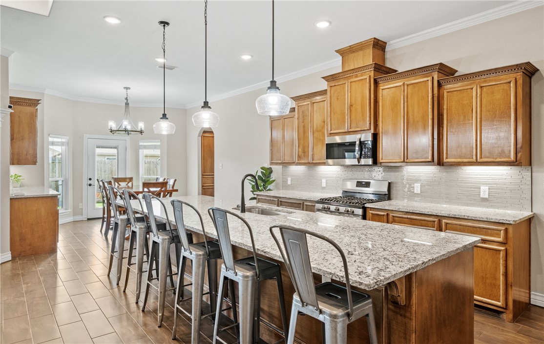 9505 Royal Oak Dr Property Photo 8