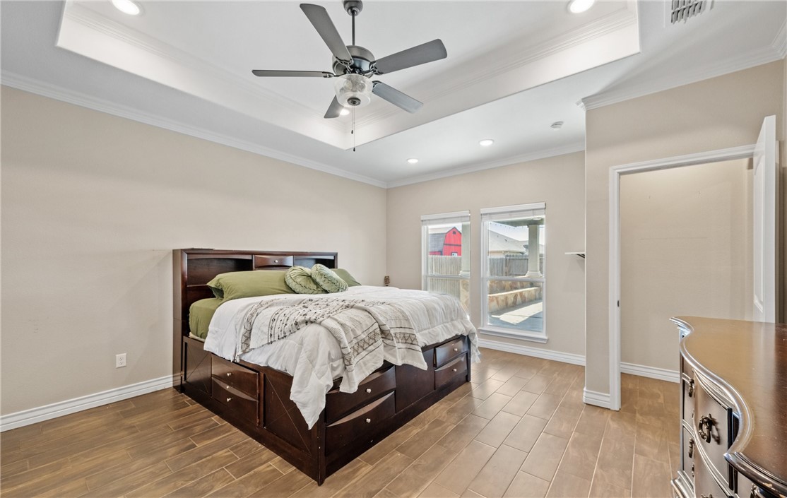 9505 Royal Oak Dr Property Photo 10