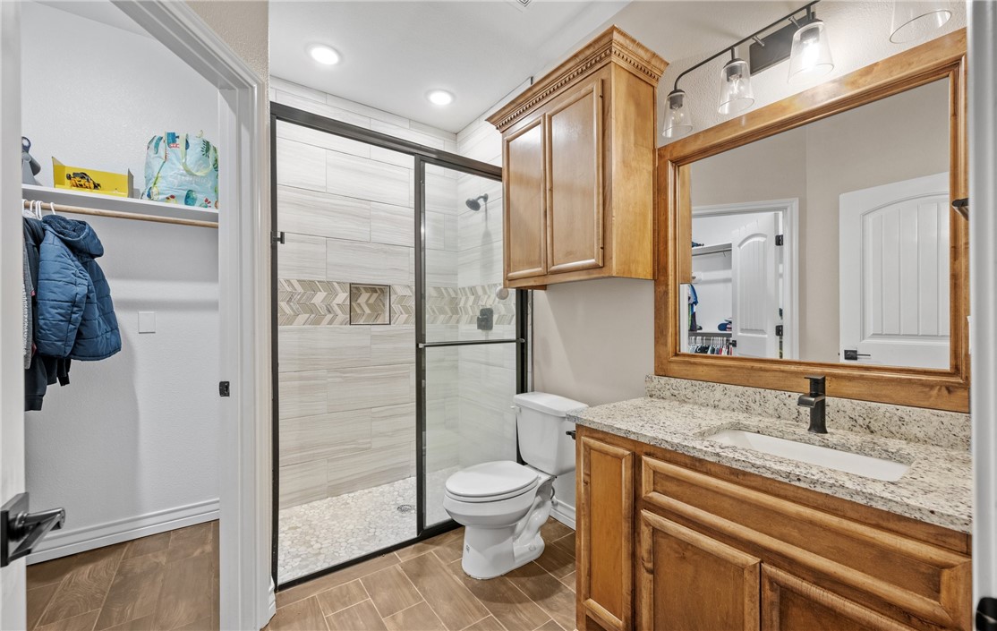 9505 Royal Oak Dr Property Photo 17