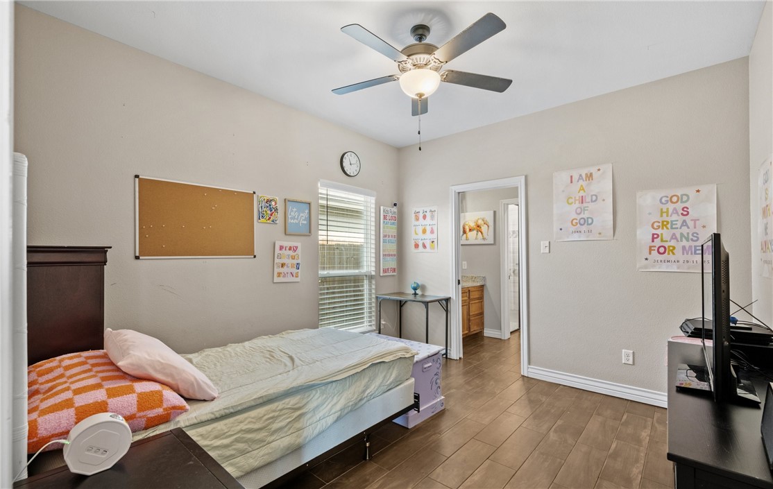 9505 Royal Oak Dr Property Photo 22