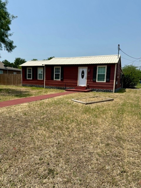 1313 N Tyler St Property Photo 3