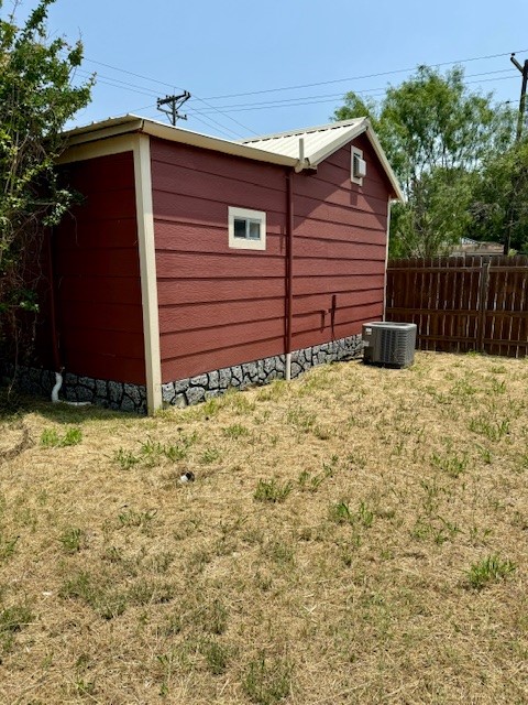 1313 N Tyler St Property Photo 4