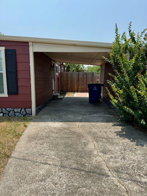 1313 N Tyler St Property Photo 5