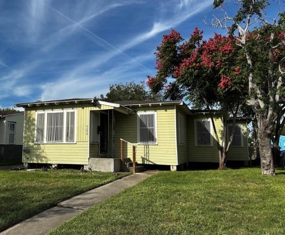 4206 Clinton Dr Property Photo 1