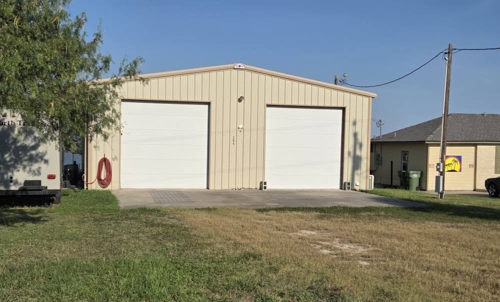 394 Bayside Estates Property Photo 2