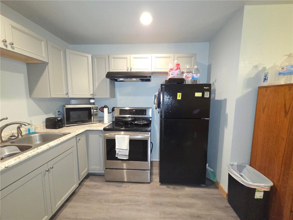 394 Bayside Estates Property Photo 7