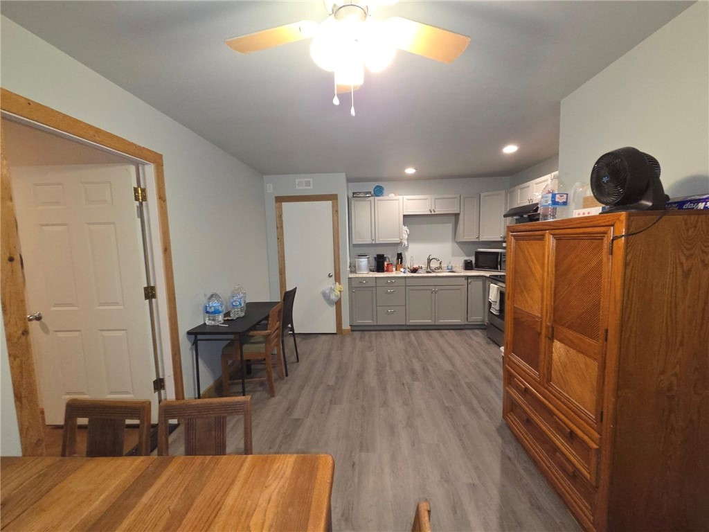 394 Bayside Estates Property Photo 8