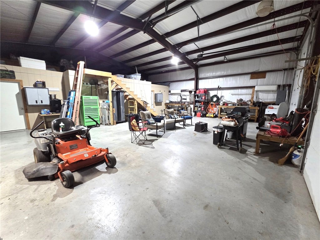 394 Bayside Estates Property Photo 33