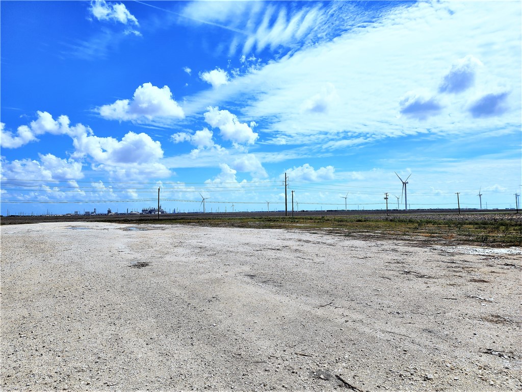 5455 County Rd 3567 / Midway Rd & Us Hwy 181 Property Photo 27