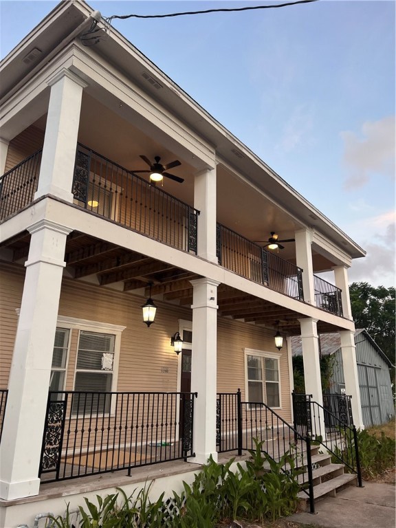 1318 N Mesquite St Property Photo 2