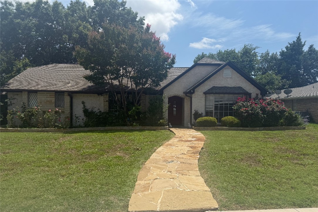 2001 Newcastle Property Photo 1