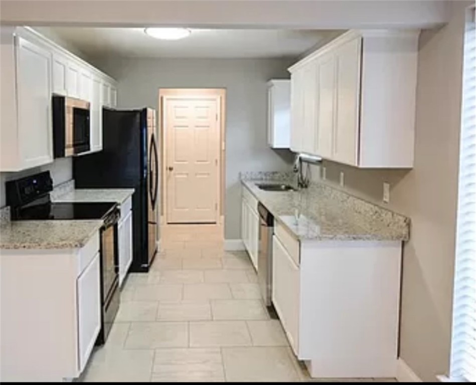 2001 Newcastle Property Photo 5