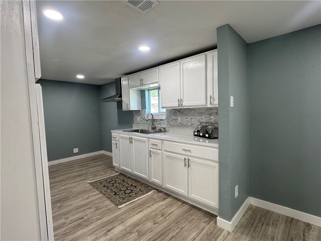 111 Alende St Property Photo 7