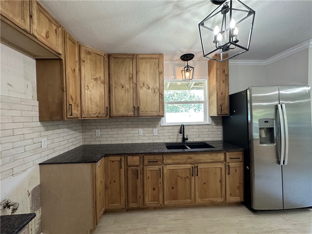 5822 Woodhaven Dr Property Photo 10