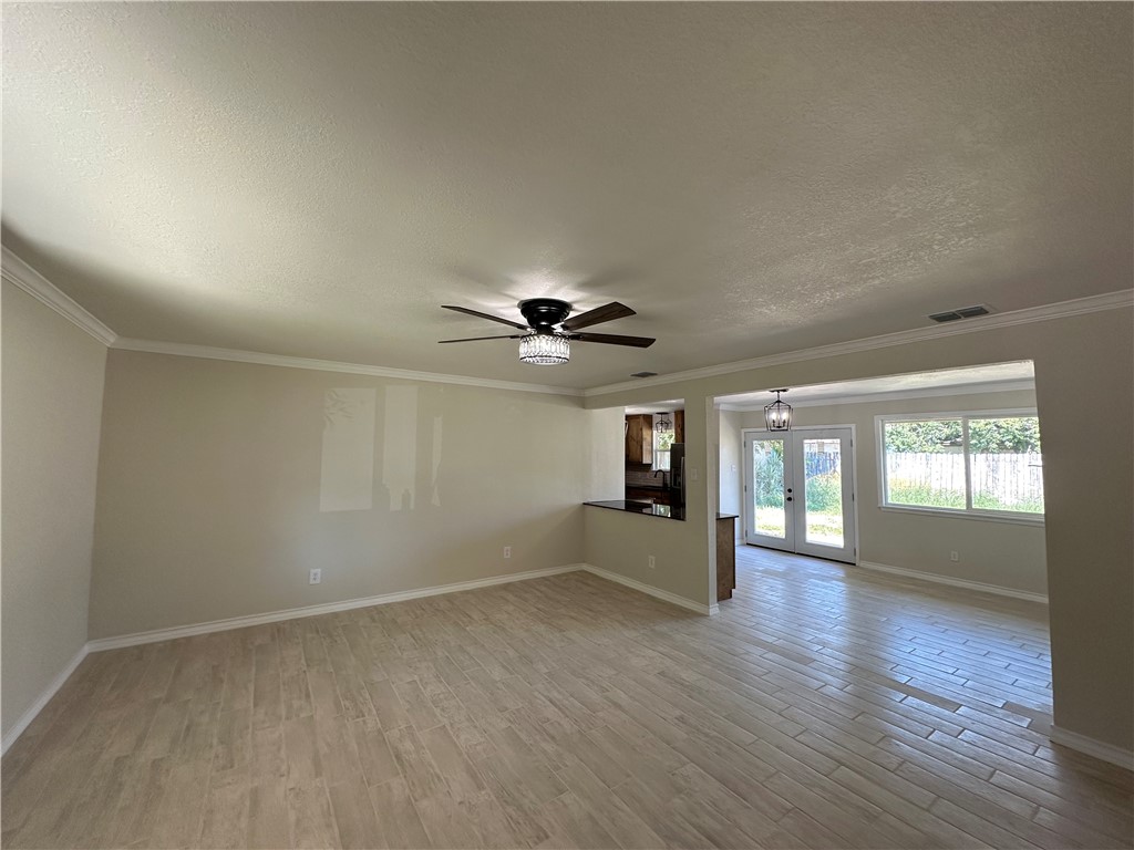 5822 Woodhaven Dr Property Photo 13