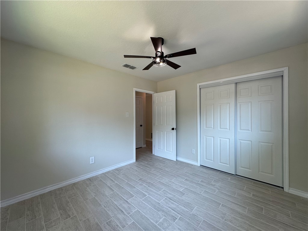 5822 Woodhaven Dr Property Photo 23