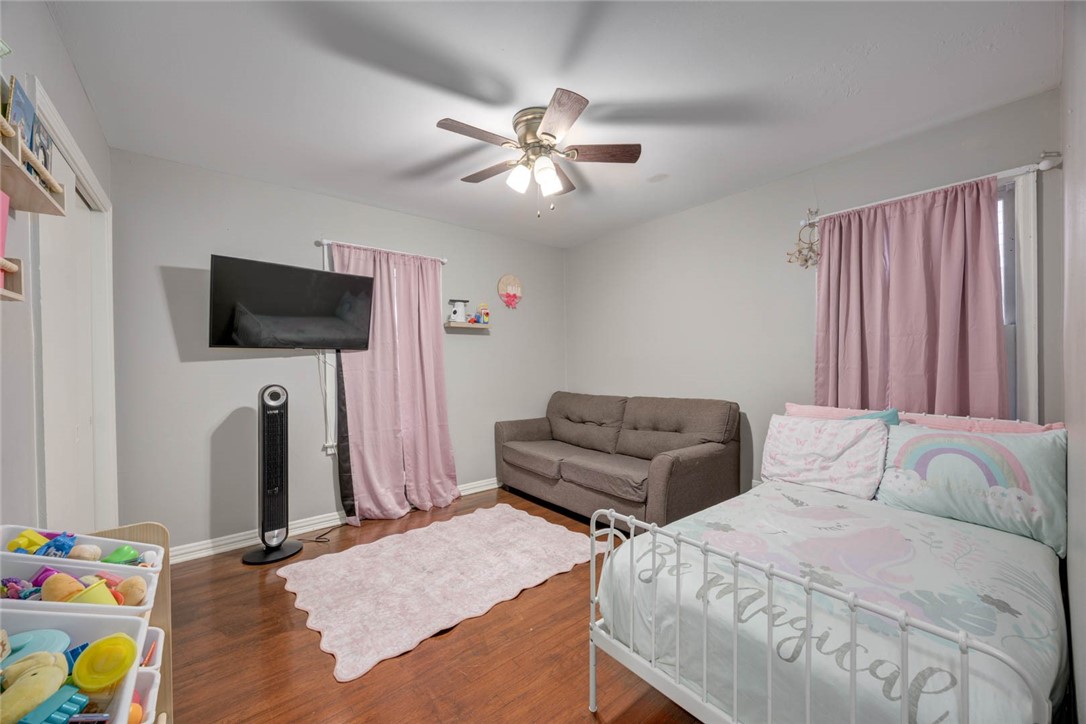 4917 Andover Dr Property Photo 10