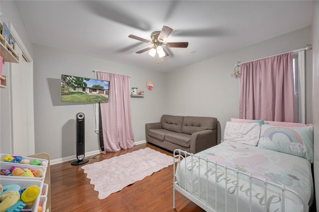 4917 Andover Dr Property Photo 11