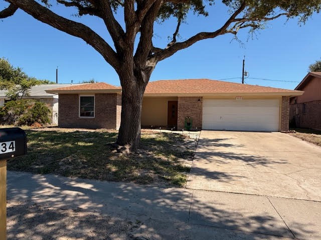 2234 Sussex Dr Property Photo 1