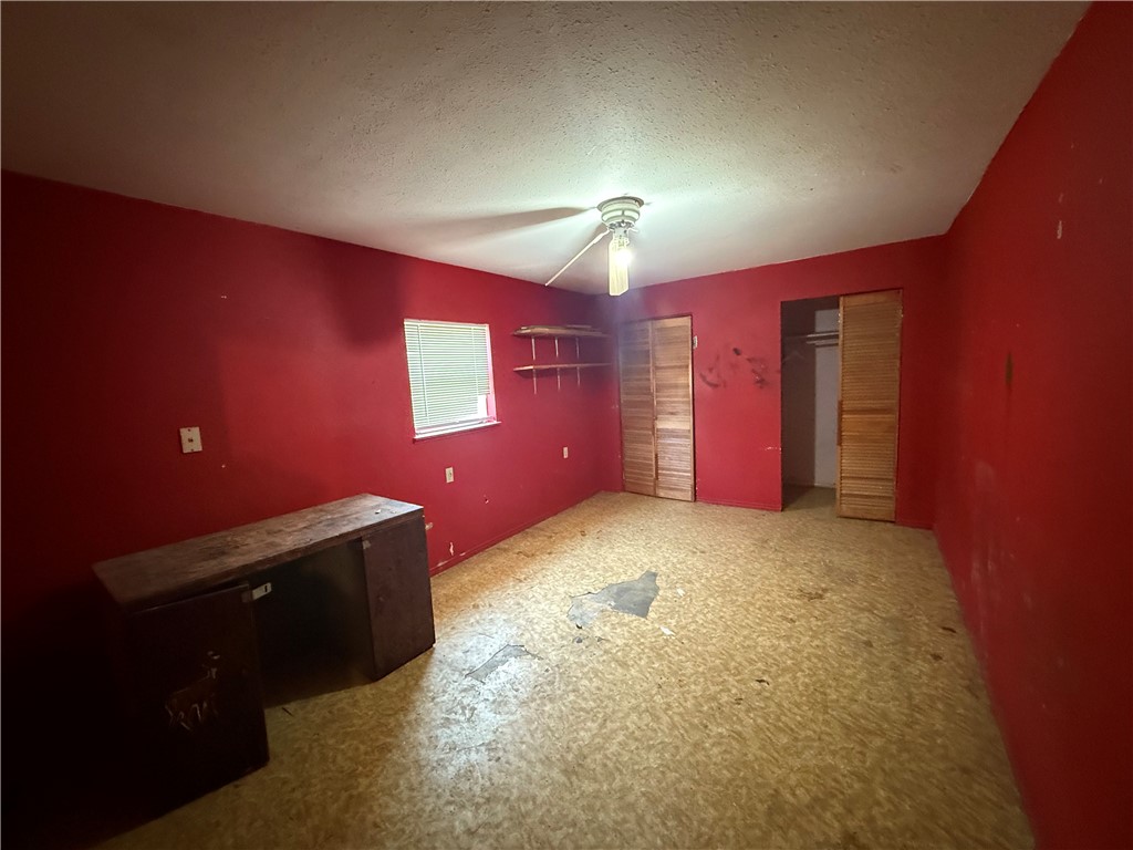 5729 Flynn Pkwy Property Photo 9