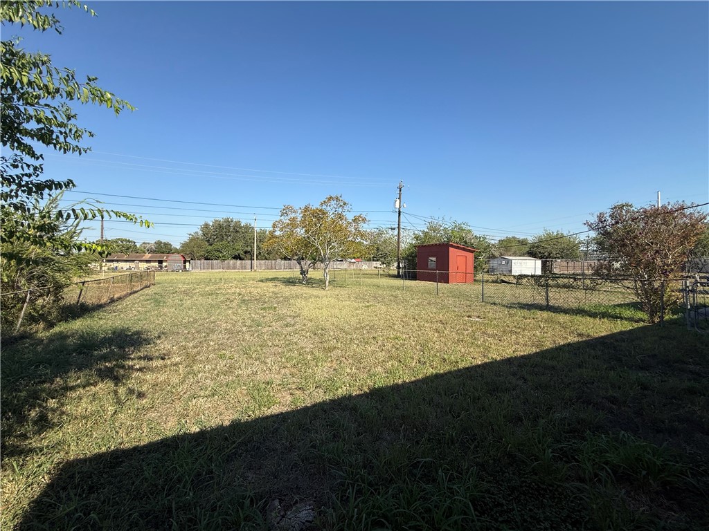 5729 Flynn Pkwy Property Photo 13