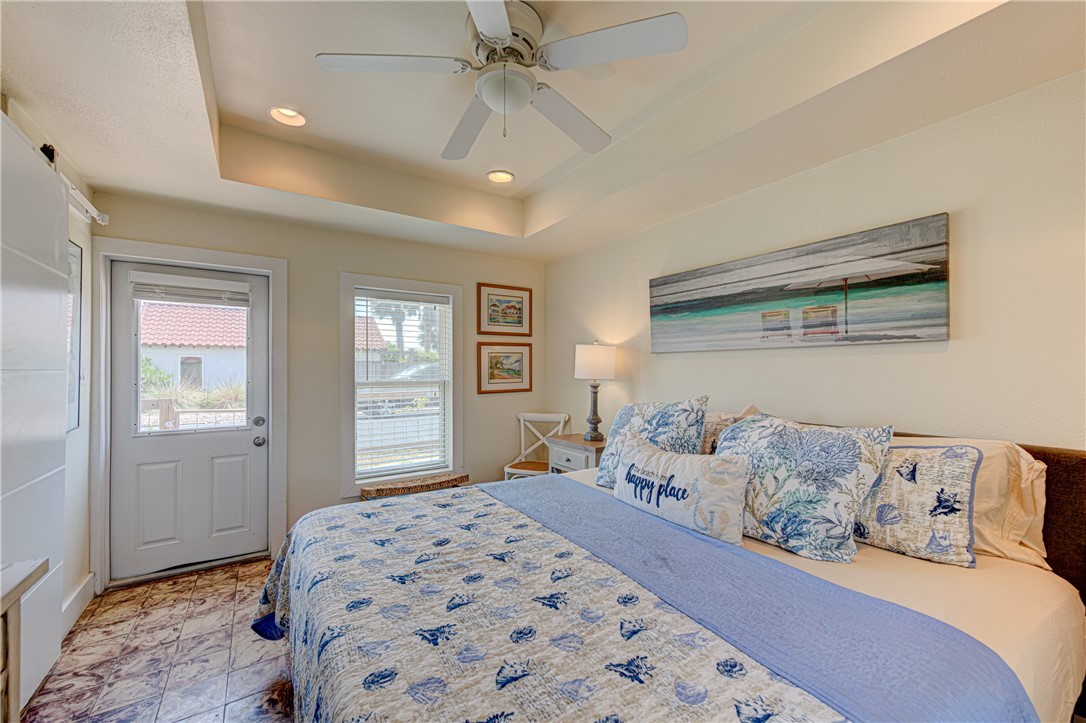 134 N Alister St 19 Property Photo 5