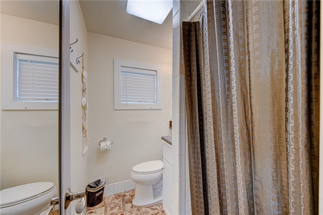 134 N Alister St 19 Property Photo 8