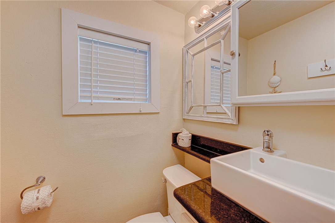 134 N Alister St 19 Property Photo 9