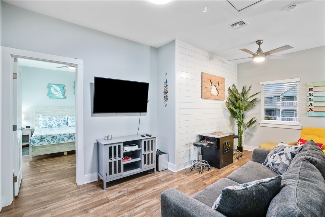 162 La Concha Blvd 30 Property Photo 24