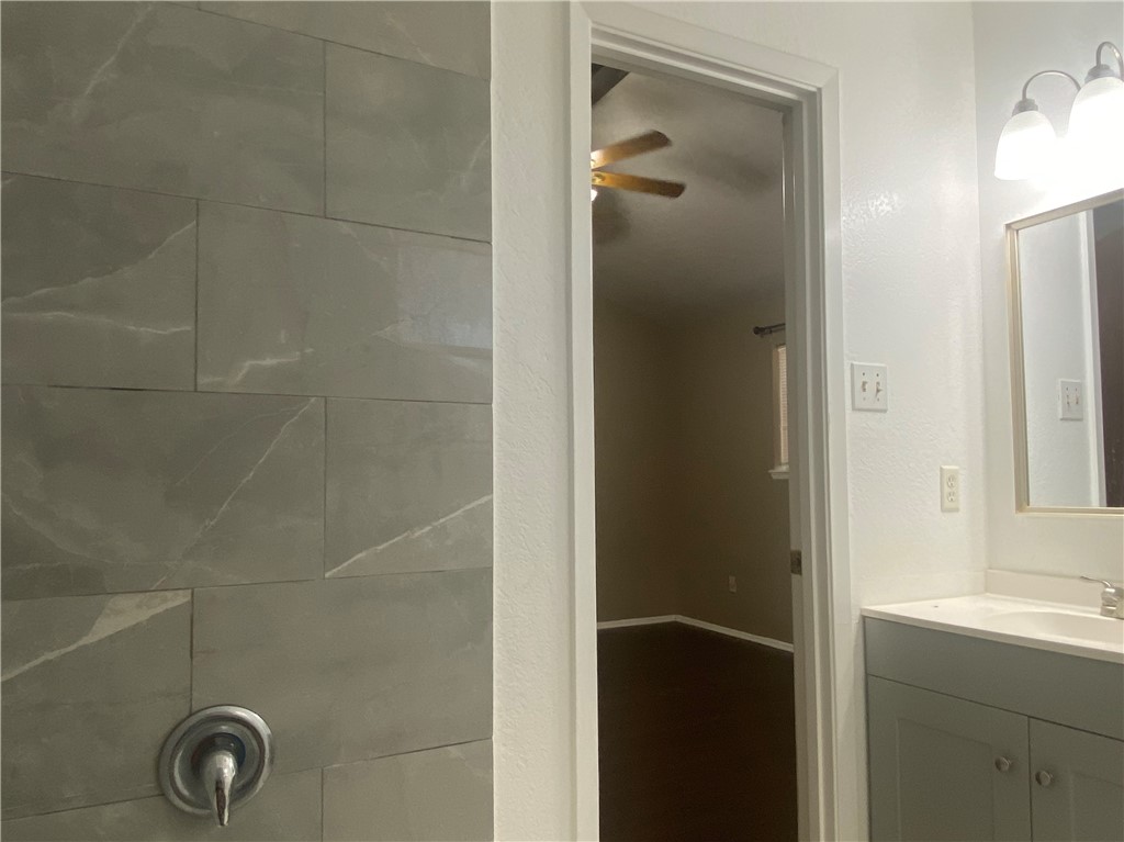 826 Saint Paul Property Photo 8