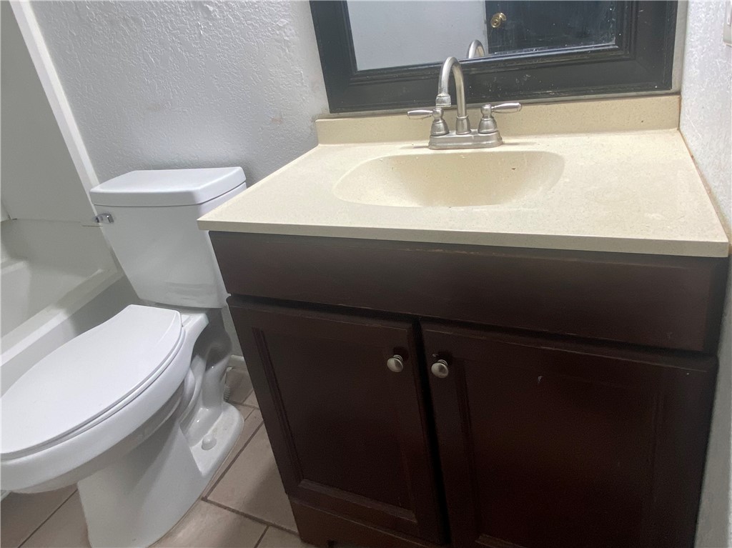 826 Saint Paul Property Photo 12