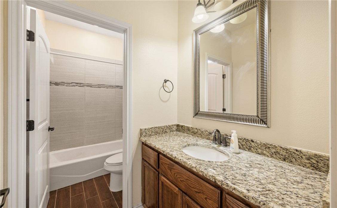 6025 Garden Court Property Photo 27