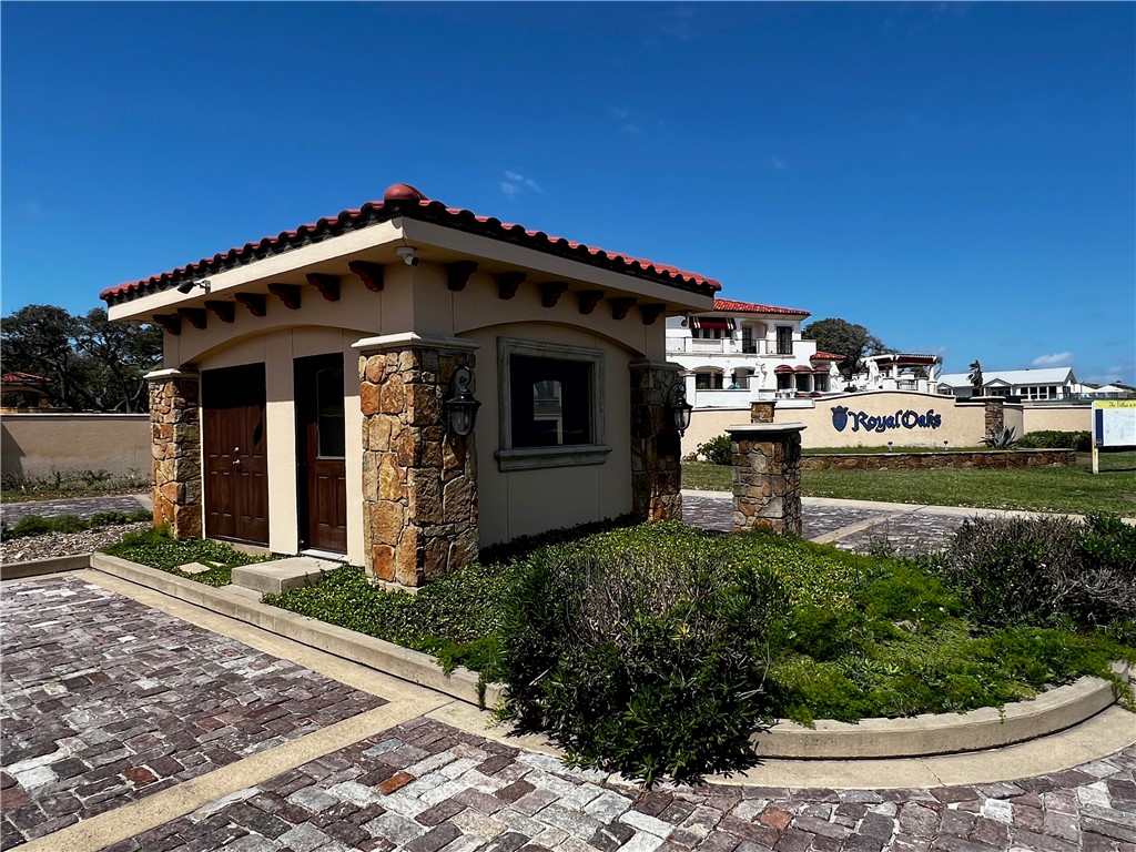 1129 Acorn Dr Property Photo 5