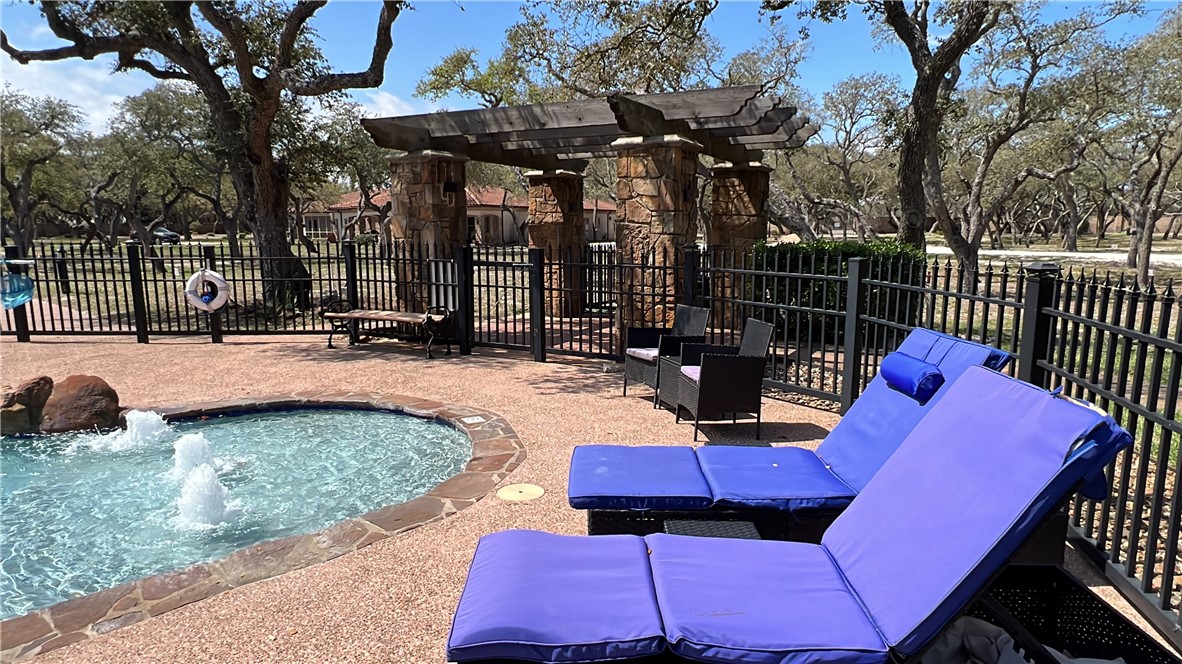 1129 Acorn Dr Property Photo 21