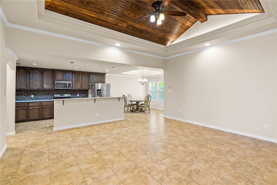 7329 Clapton Dr Property Photo 6