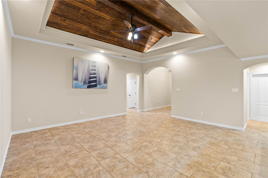 7329 Clapton Dr Property Photo 8