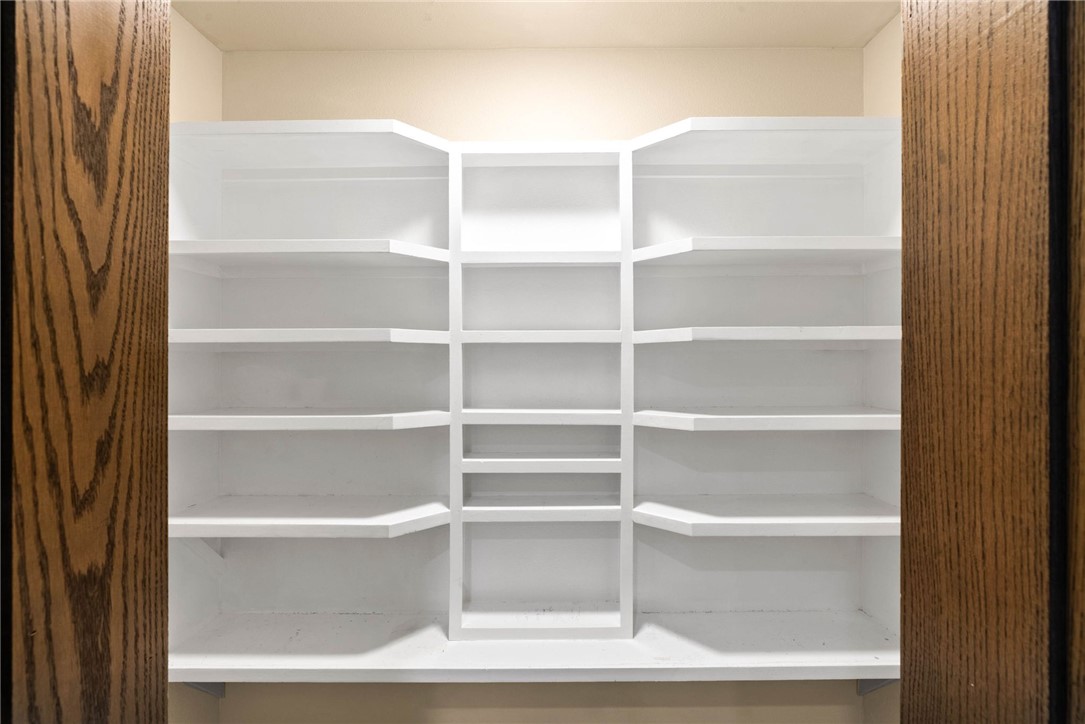 7329 Clapton Dr Property Photo 10