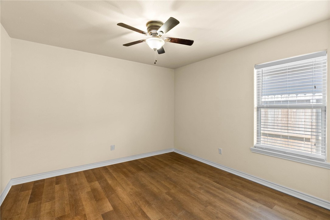 7329 Clapton Dr Property Photo 23