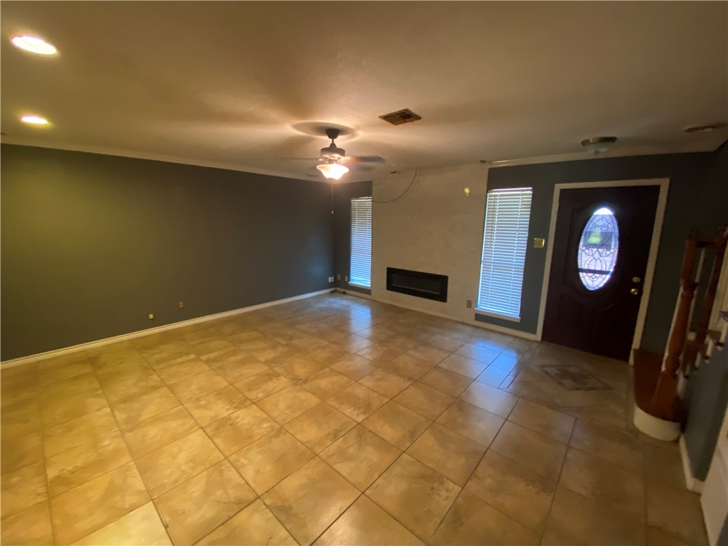 11941 Mesa Ave Property Photo 3